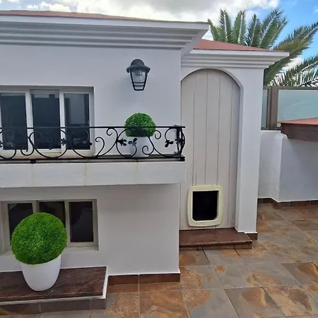 Melania Paradise - Jacuzzi, Private Pool, Gym, Minigolf, Chill Terrace, 4 Bedrooms 别墅 *