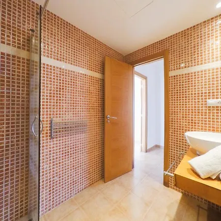 Melania Paradise - Jacuzzi, Private Pool, Gym, Minigolf, Chill Terrace, 4 Bedrooms Caleta de Fuste