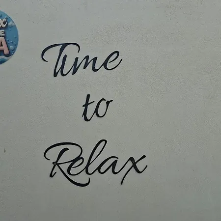 Villa Melania Paradise - Jacuzzi, Private Pool, Gym, Minigolf, Chill Terrace, 4 Bedrooms