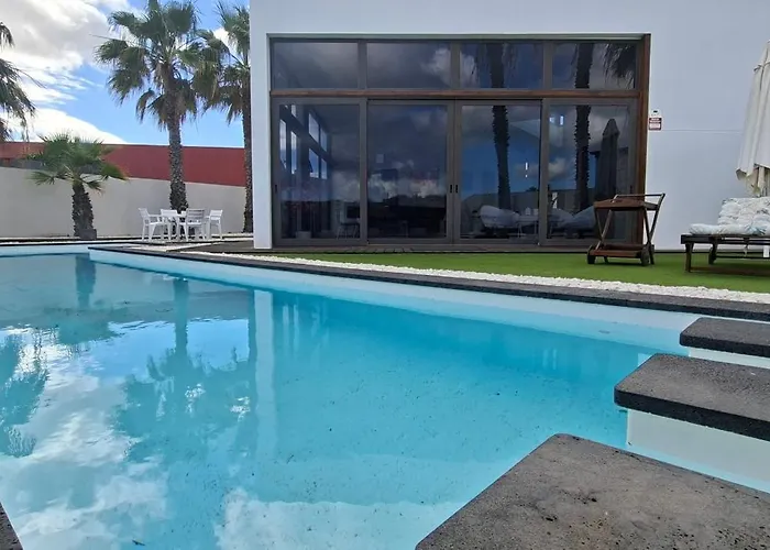 Melania Paradise - Jacuzzi, Private Pool, Gym, Minigolf, Chill Terrace, 4 Bedrooms