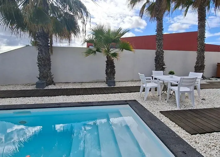 Melania Paradise - Jacuzzi, Private Pool, Gym, Minigolf, Chill Terrace, 4 Bedrooms Villa *