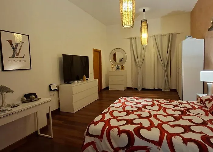 Melania Paradise - Jacuzzi, Private Pool, Gym, Minigolf, Chill Terrace, 4 Bedrooms Villa