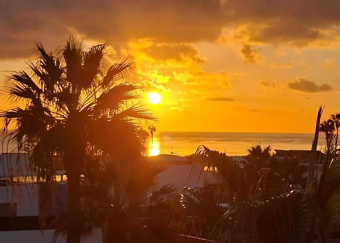 Melania Paradise - Jacuzzi, Private Pool, Gym, Minigolf, Chill Terrace, 4 Bedrooms * Caleta de Fuste