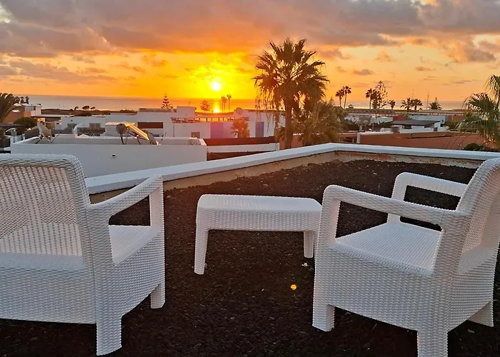 Melania Paradise - Jacuzzi, Private Pool, Gym, Minigolf, Chill Terrace, 4 Bedrooms Caleta de Fuste