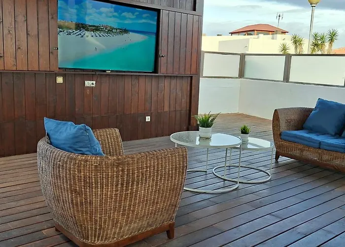 Villa Melania Paradise - Jacuzzi, Private Pool, Gym, Minigolf, Chill Terrace, 4 Bedrooms *