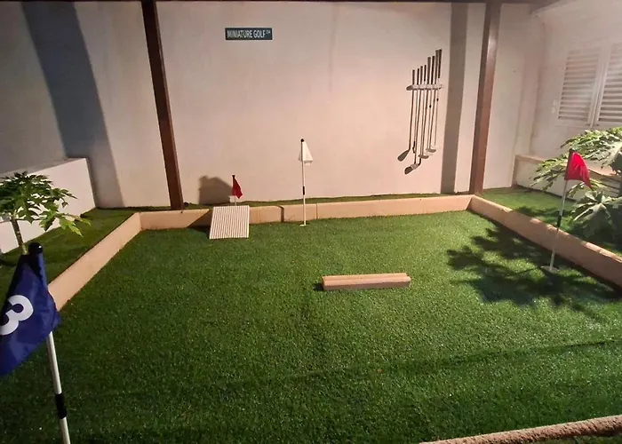 Melania Paradise - Jacuzzi, Private Pool, Gym, Minigolf, Chill Terrace, 4 Bedrooms Caleta de Fuste