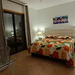 Villa Melania Paradise - Jacuzzi, Private Pool, Gym, Minigolf, Chill Terrace, 4 Bedrooms *