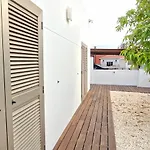 Melania Paradise - Jacuzzi, Private Pool, Gym, Minigolf, Chill Terrace, 4 Bedrooms فيلة