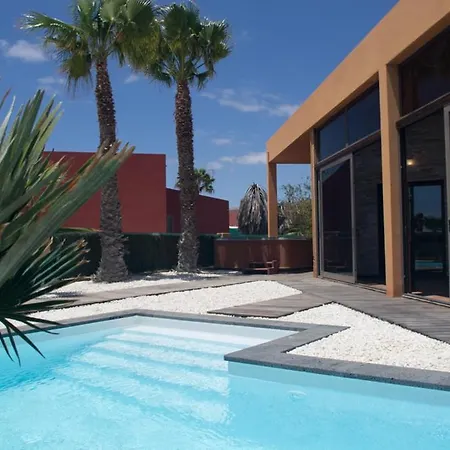 Melania Paradise - Jacuzzi, Private Pool, Gym, Minigolf, Chill Terrace, 4 Bedrooms *