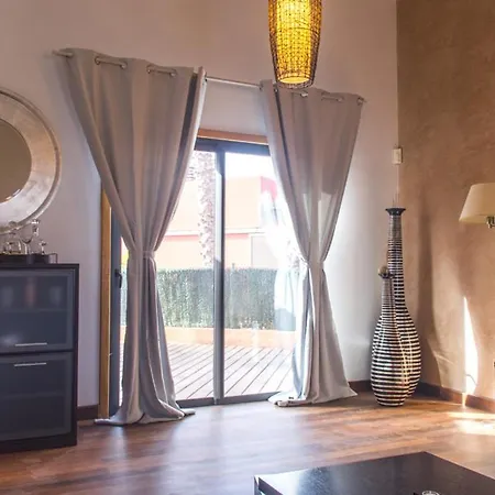 Melania Paradise - Jacuzzi, Private Pool, Gym, Minigolf, Chill Terrace, 4 Bedrooms