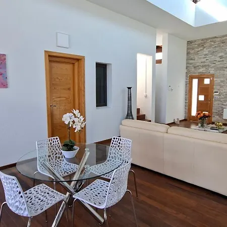 Melania Paradise - Jacuzzi, Private Pool, Gym, Minigolf, Chill Terrace, 4 Bedrooms * קלטה דה פוסטה