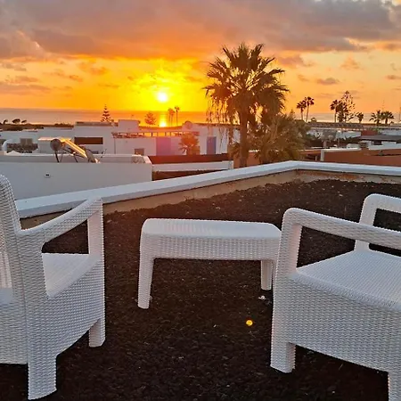 Melania Paradise - Jacuzzi, Heated Private Pool, Gym, Minigolf, Chill Terrace, 4 Bedrooms Caleta de Fuste