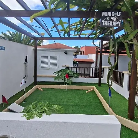 וילה Melania Paradise - Jacuzzi, Private Pool, Gym, Minigolf, Chill Terrace, 4 Bedrooms *