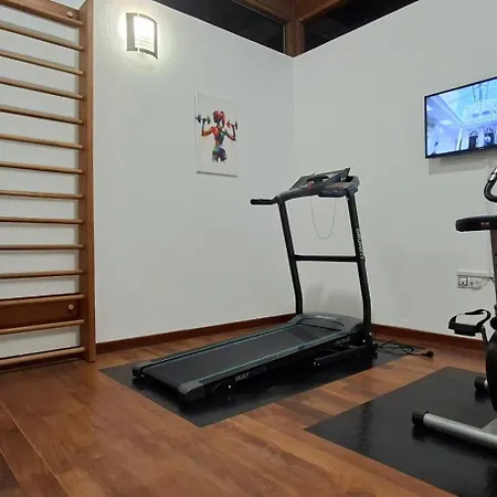 Melania Paradise - Jacuzzi, Private Pool, Gym, Minigolf, Chill Terrace, 4 Bedrooms Vila *