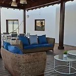 Melania Paradise - Jacuzzi, Private Pool, Gym, Minigolf, Chill Terrace, 4 Bedrooms *