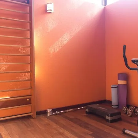 Melania Paradise - Jacuzzi, Private Pool, Gym, Minigolf, Chill Terrace, 4 Bedrooms *