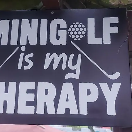 Melania Paradise - Jacuzzi, Private Pool, Gym, Minigolf, Chill Terrace, 4 Bedrooms 别墅